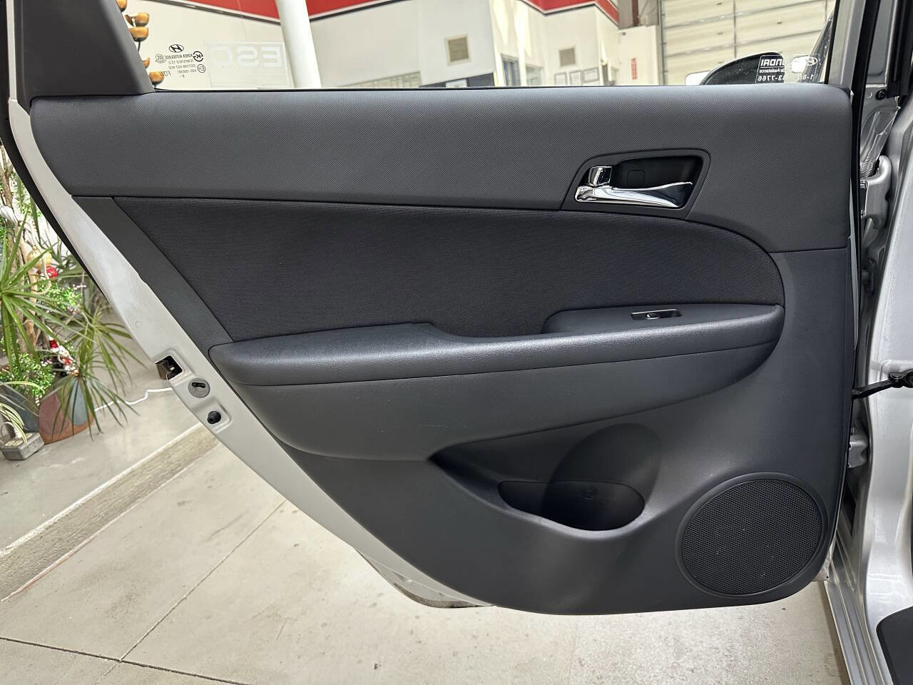 Used 2009 Hyundai Elantra image 12