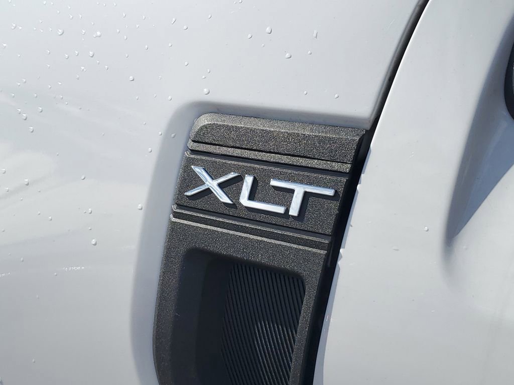 New 2025 Ford Maverick XLT w/ XLT Luxury Package image 6