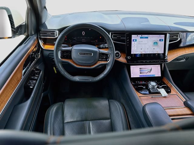 Used 2022 Jeep Grand Wagoneer Series II w/ Convenience Group III AWD/4WD image 18