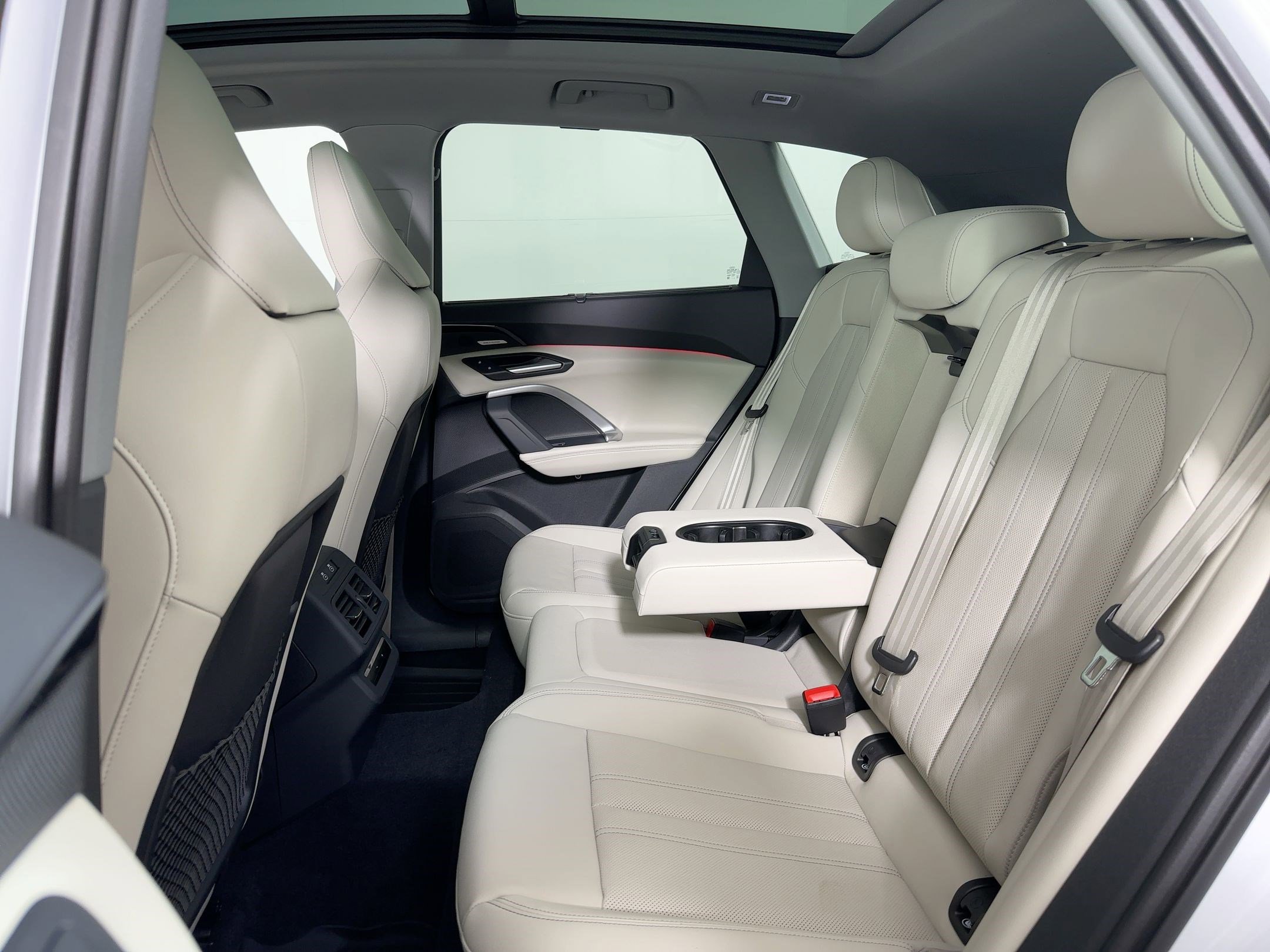 New 2025 Audi Q5 Premium Plus image 14