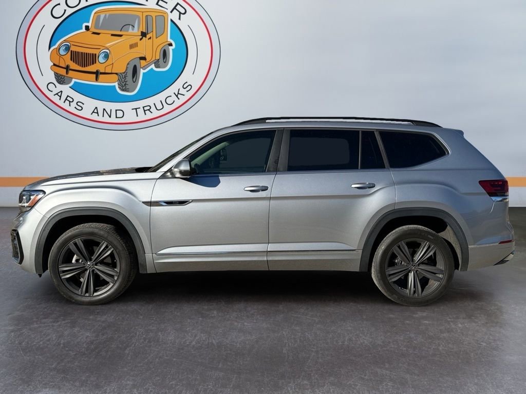Used 2021 Volkswagen Atlas SE w/ Panoramic Sunroof Package FWD image 3