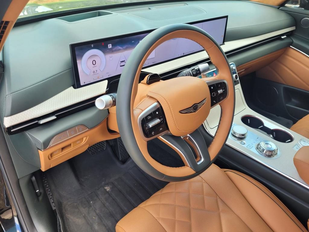 Used 2025 Genesis GV80 3.5T Prestige image 11