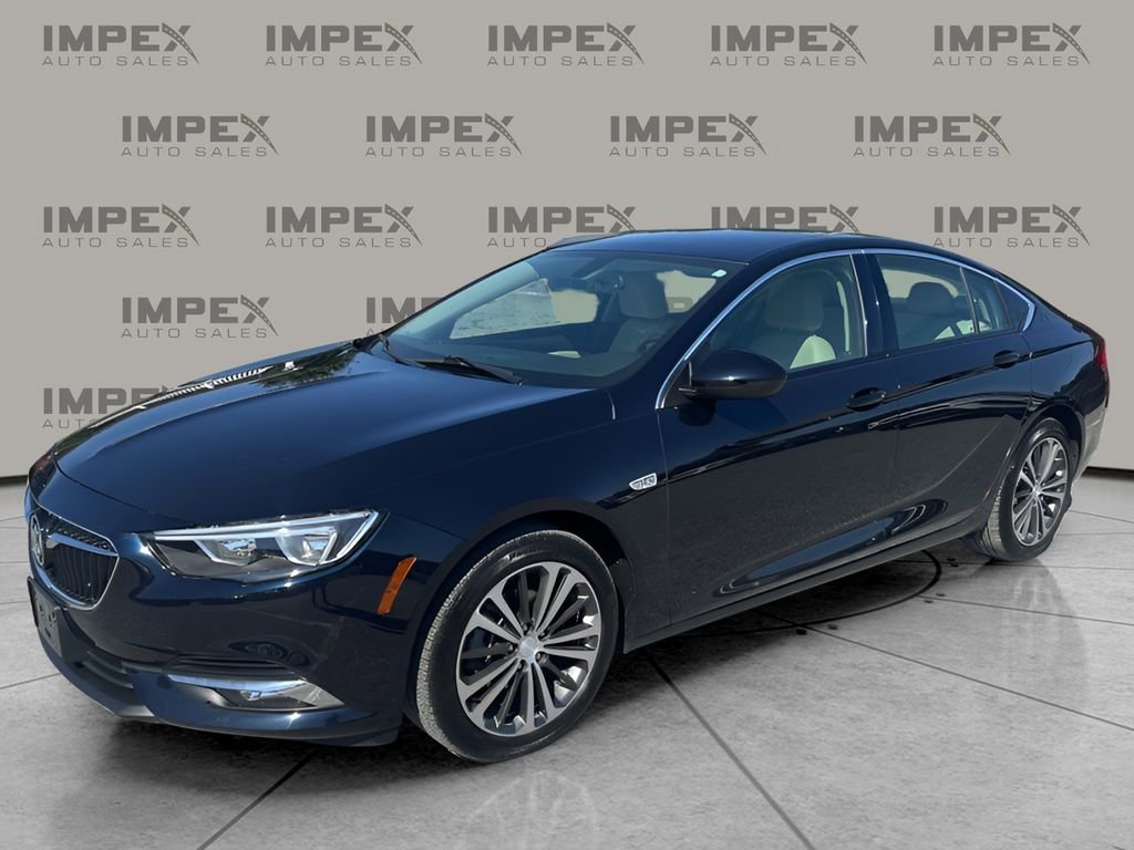Used 2018 Buick Regal Essence image 1