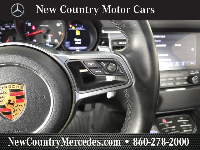 Used 2018 Porsche Macan image 20