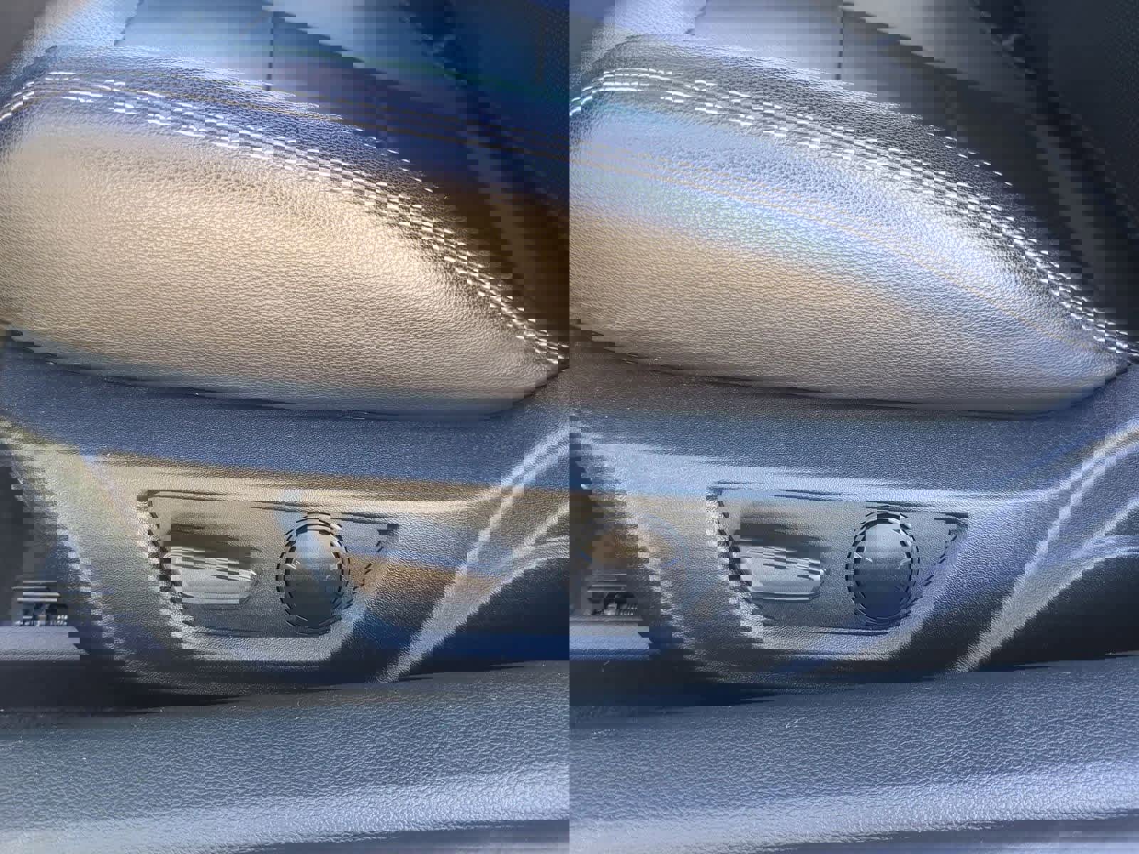 Used 2023 Ford Mustang Premium image 15