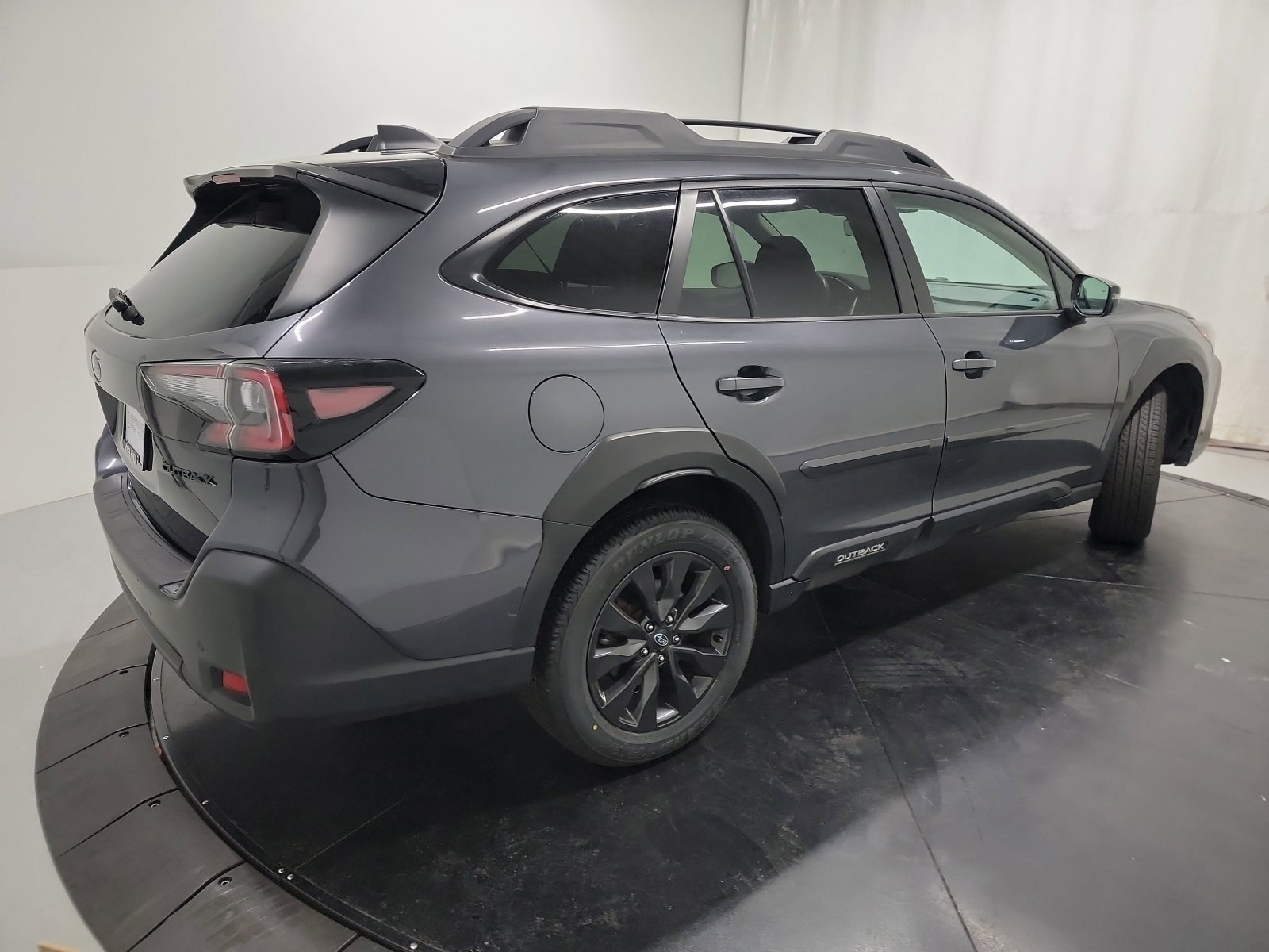 Used 2023 Subaru Outback Onyx Edition image 9