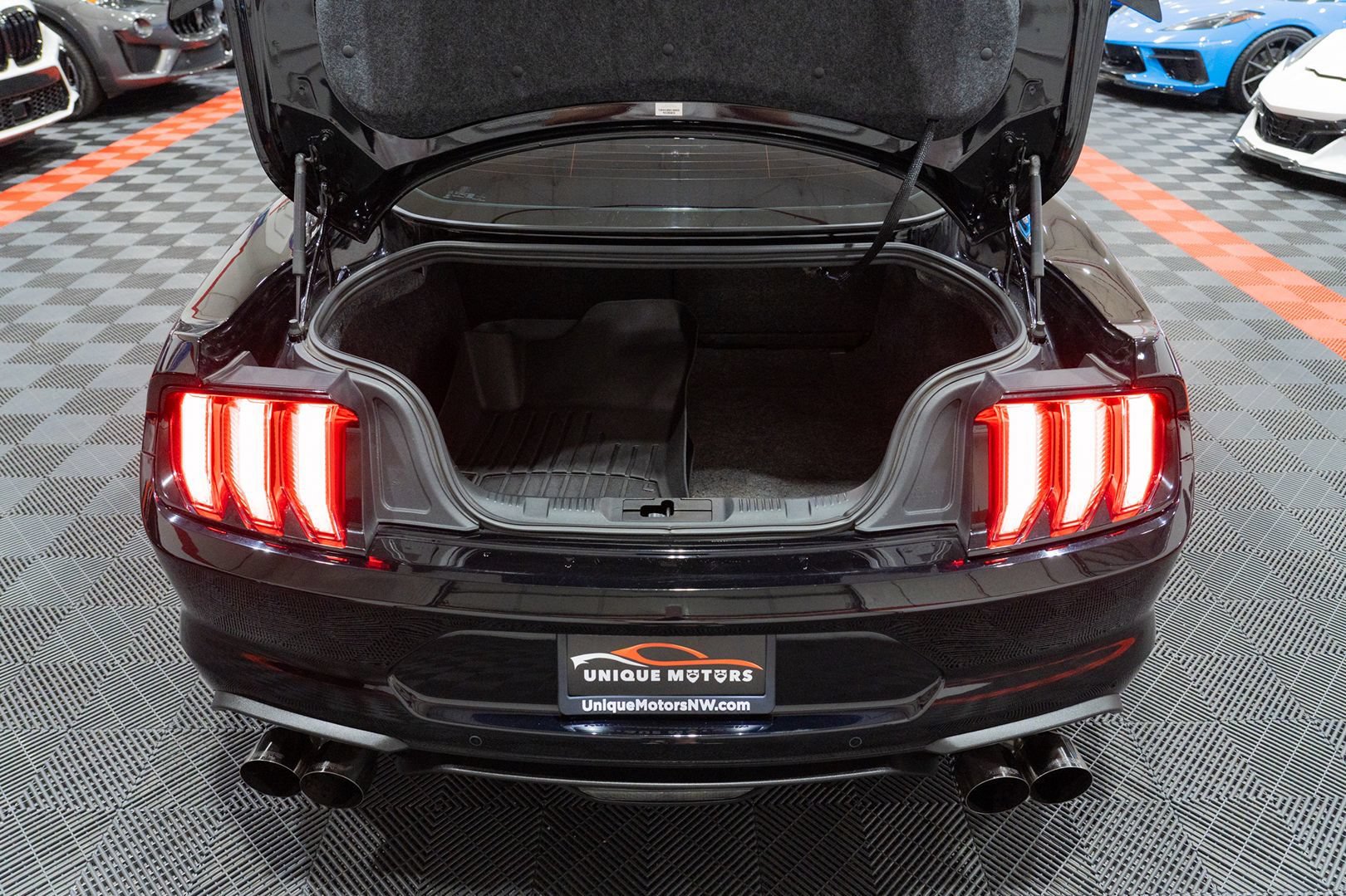 Used 2018 Ford Mustang GT Premium w/ Enhanced Security Package RWD image 22