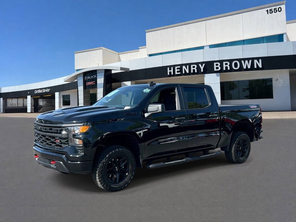 Used 2026 Chevrolet Silverado 1500 Custom Trail Boss w/ LPO, Dark Essentials Package AWD/4WD image 1