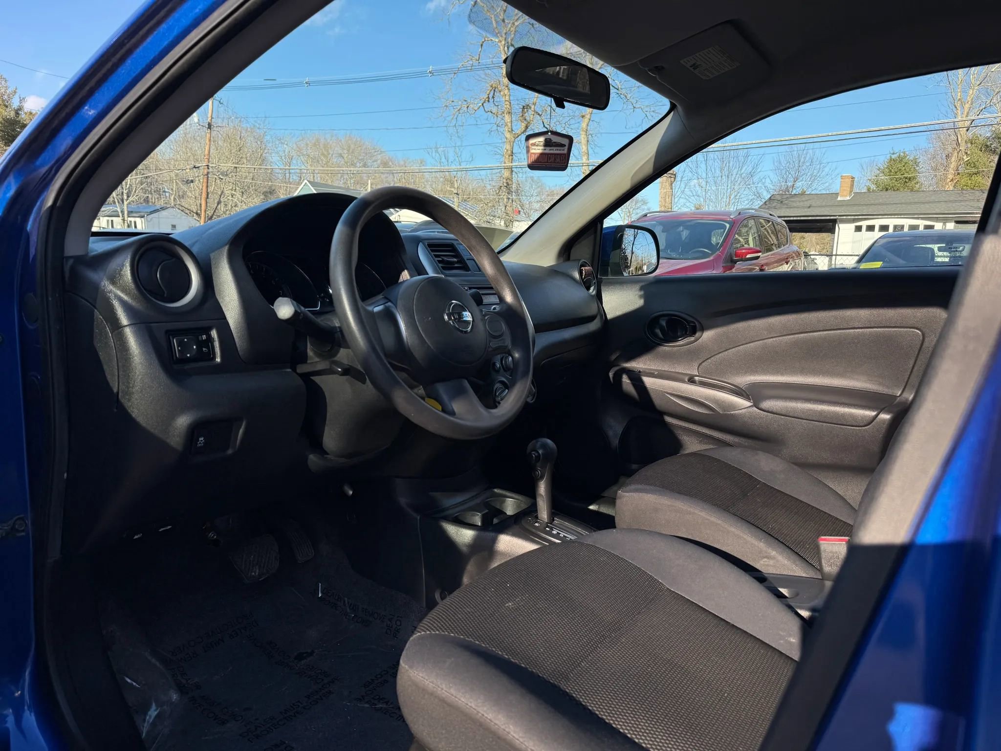 Used 2012 Nissan Versa SV image 12