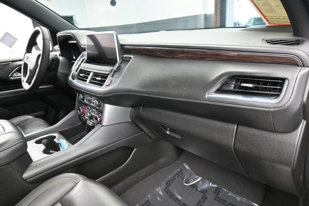Used 2022 Chevrolet Suburban Z71 w/ Luxury Package AWD/4WD image 56
