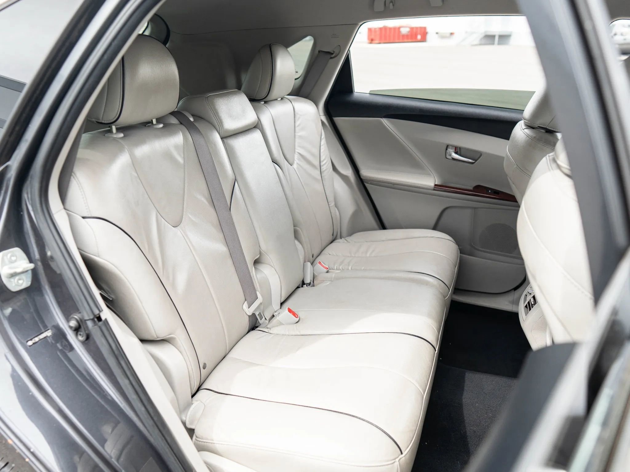 Used 2009 Toyota Venza AWD image 18