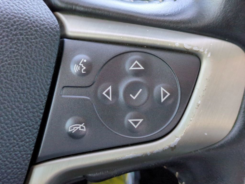 Used 2018 GMC Canyon Denali image 27