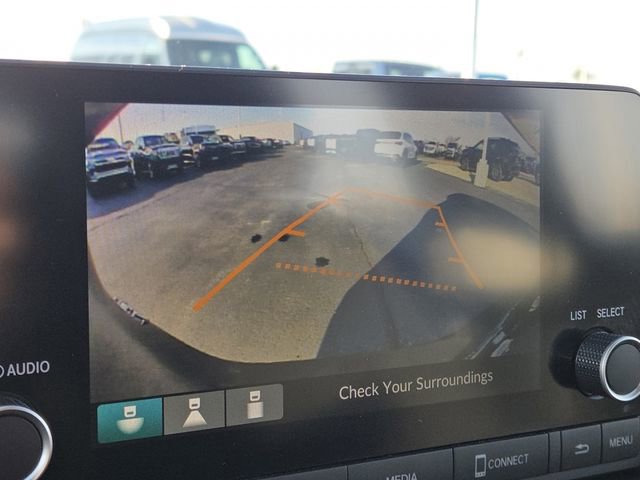 Used 2023 Honda HR-V LX image 3