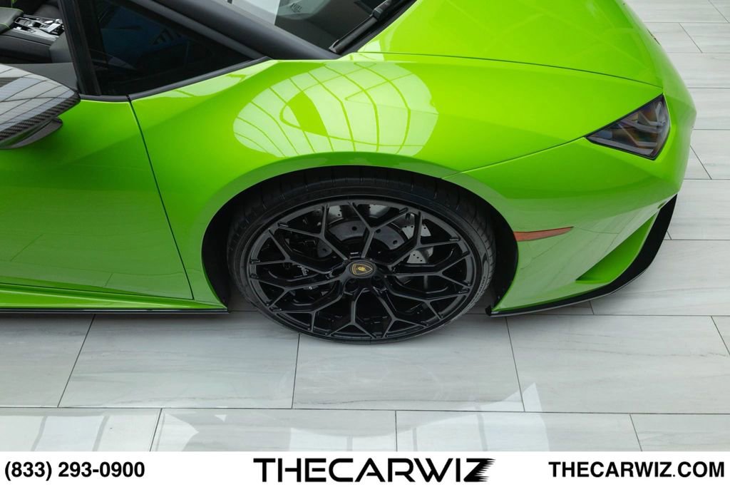 Used 2021 Lamborghini Huracan EVO RWD image 34