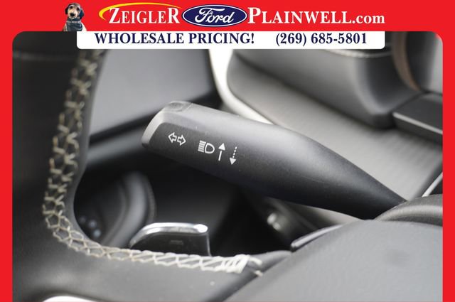 Used 2023 Jeep Grand Cherokee L Laredo image 29