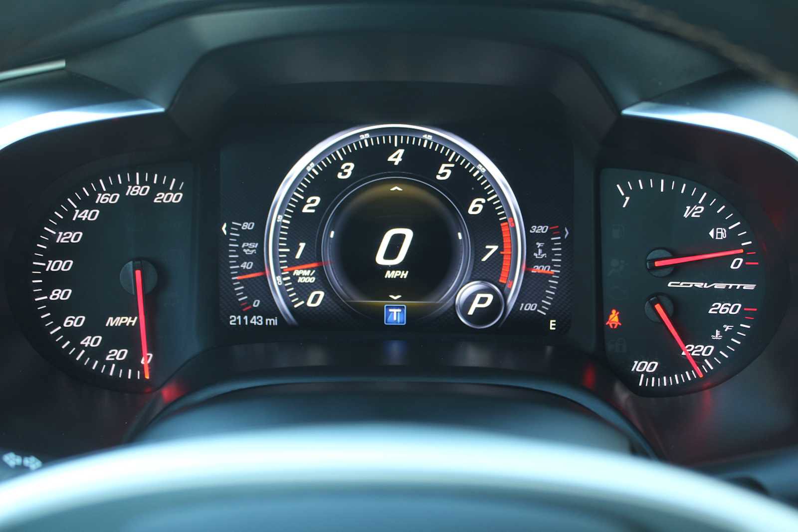 Used 2015 Chevrolet Corvette Stingray w/ 2LT Preferred Equipment Group image 13