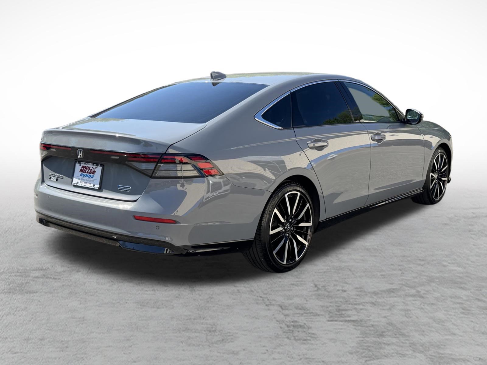 Certified 2023 Honda Accord Touring image 6