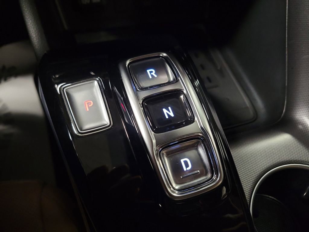 Used 2023 Hyundai Sonata Limited w/ Cargo Package image 17