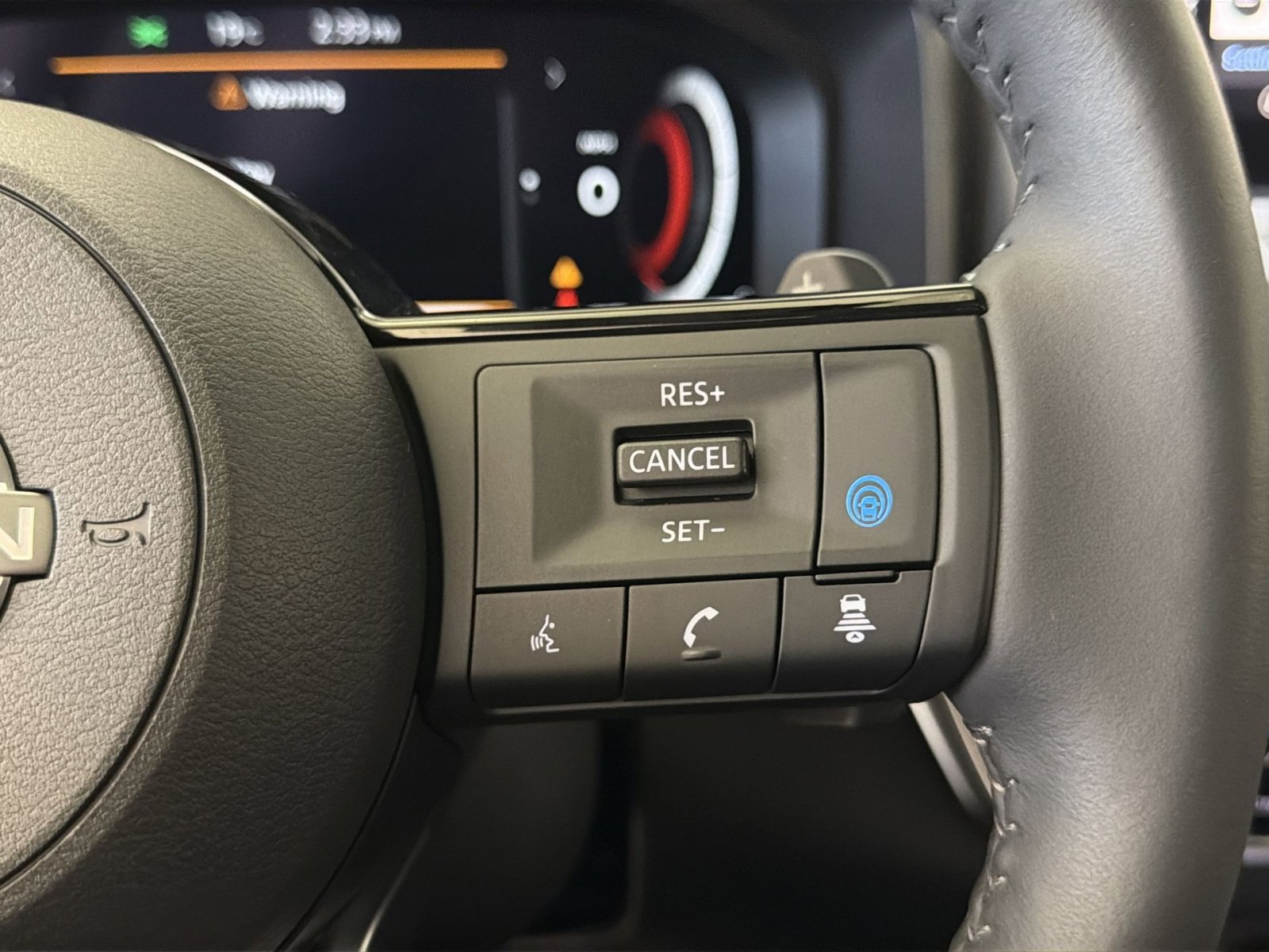 Used 2024 Nissan Rogue SL w/ SL Premium Package AWD/4WD image 33