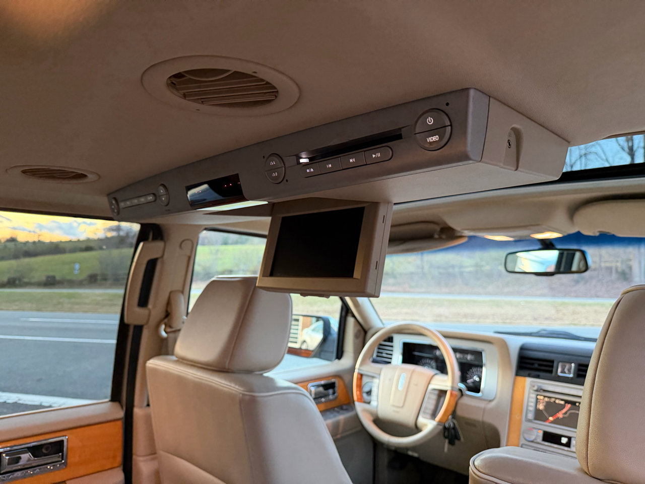 Used 2008 Lincoln Navigator 4WD image 21