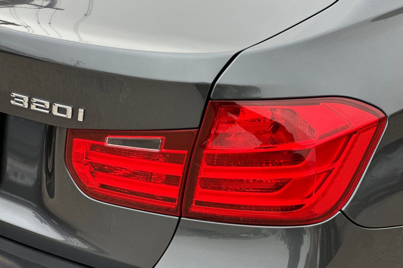 Used 2015 BMW 320i Sedan RWD image 32