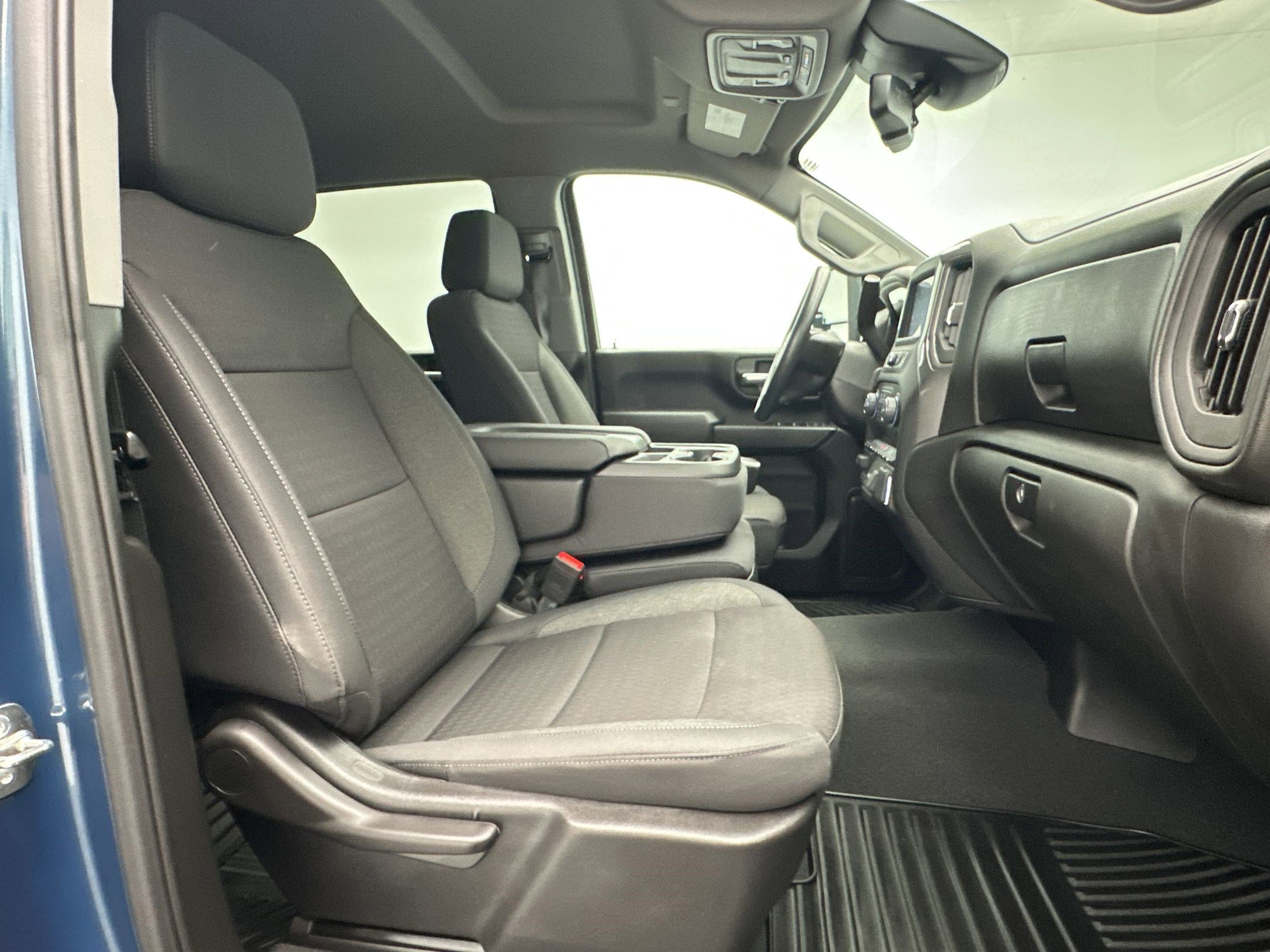 Certified 2026 Chevrolet Silverado 2500 Custom w/ Custom Value Package image 28