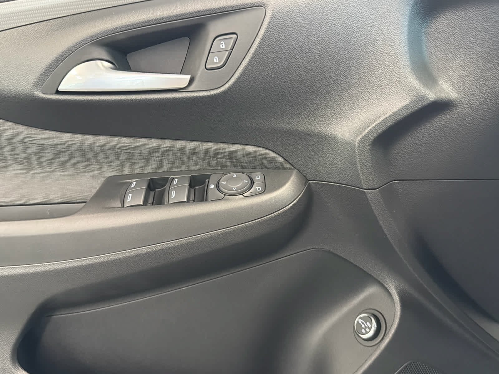 New 2026 Buick Envista Avenir FWD image 24