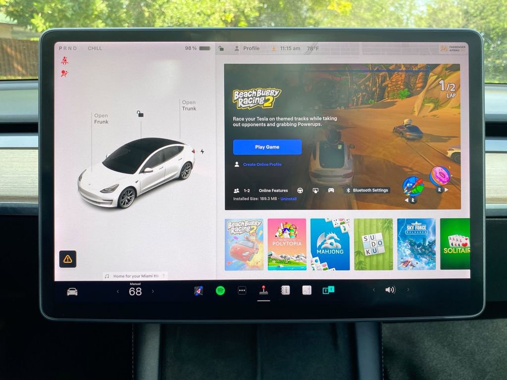 Used 2021 Tesla Model 3 Standard Range Plus image 27