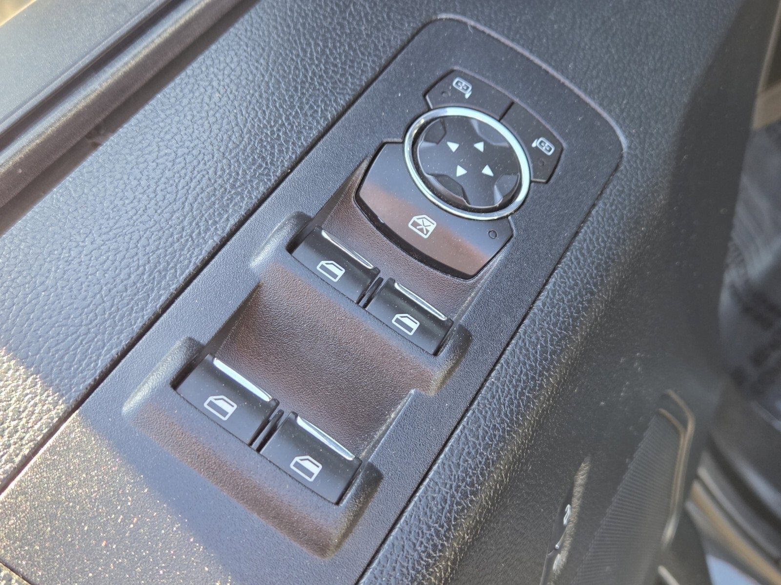 Used 2016 Ford F150 XLT w/ Equipment Group 301A Mid image 18