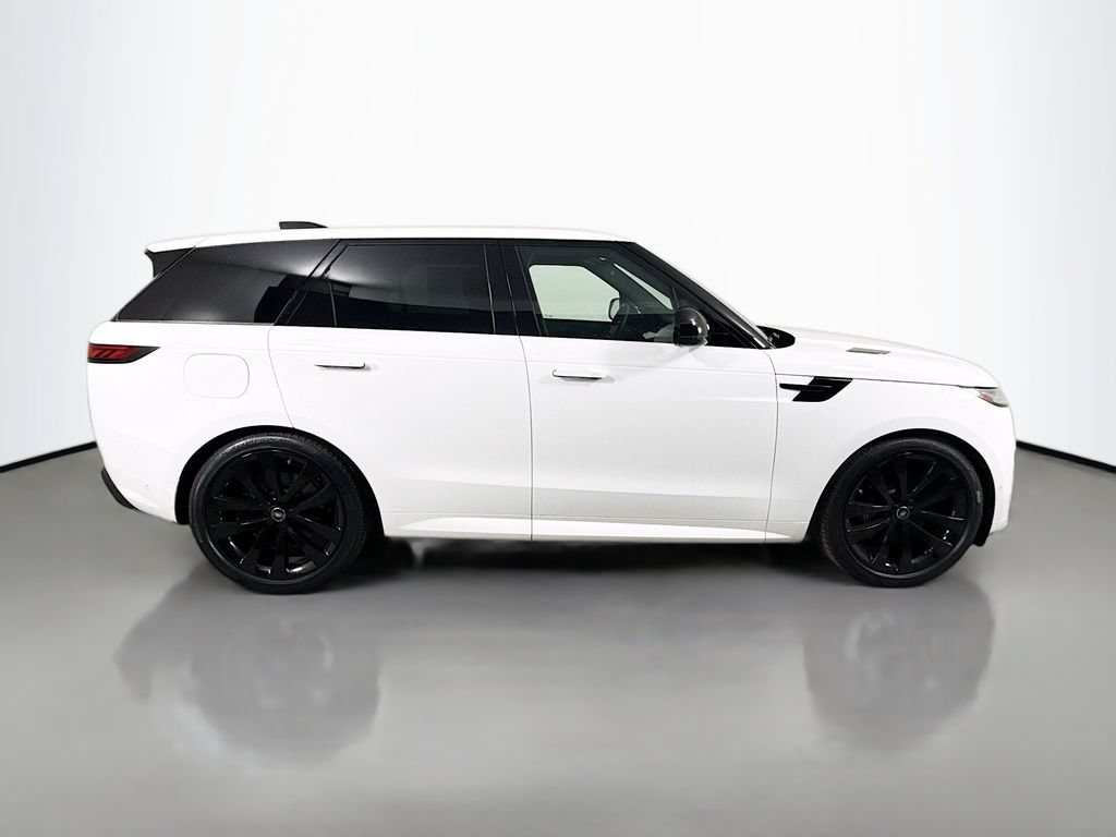 Certified 2025 Land Rover Range Rover Sport Dynamic SE AWD/4WD image 4