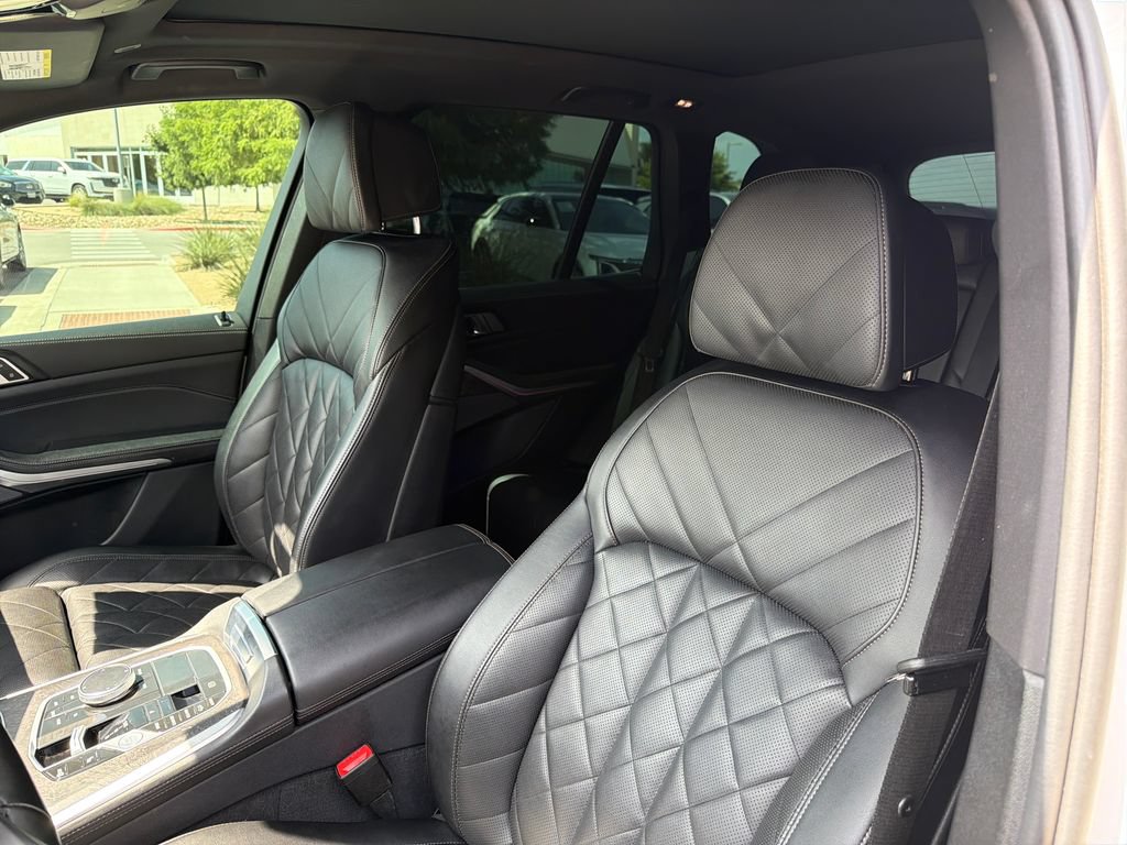 Used 2024 BMW X5 xDrive40i AWD/4WD image 19