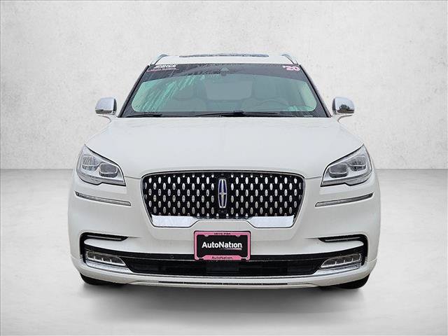 Used 2020 Lincoln Aviator Black Label Grand Touring w/ Class IV Trailer Tow Package AWD/4WD image 2