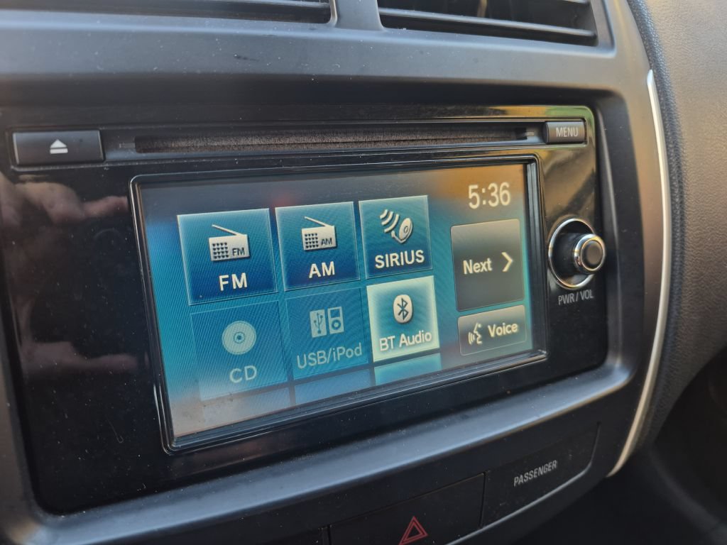 Used 2014 Mitsubishi Outlander Sport SE FWD image 16