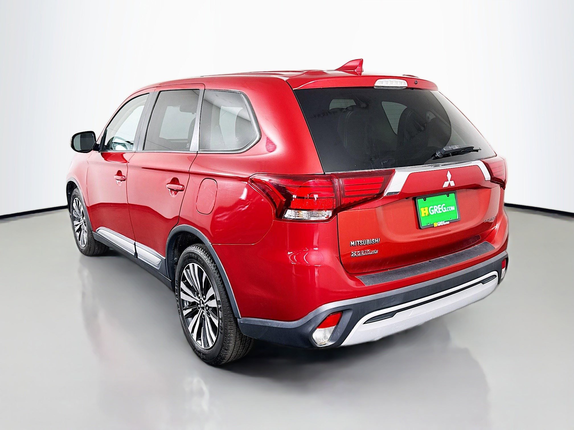 Used 2019 Mitsubishi Outlander SE image 7