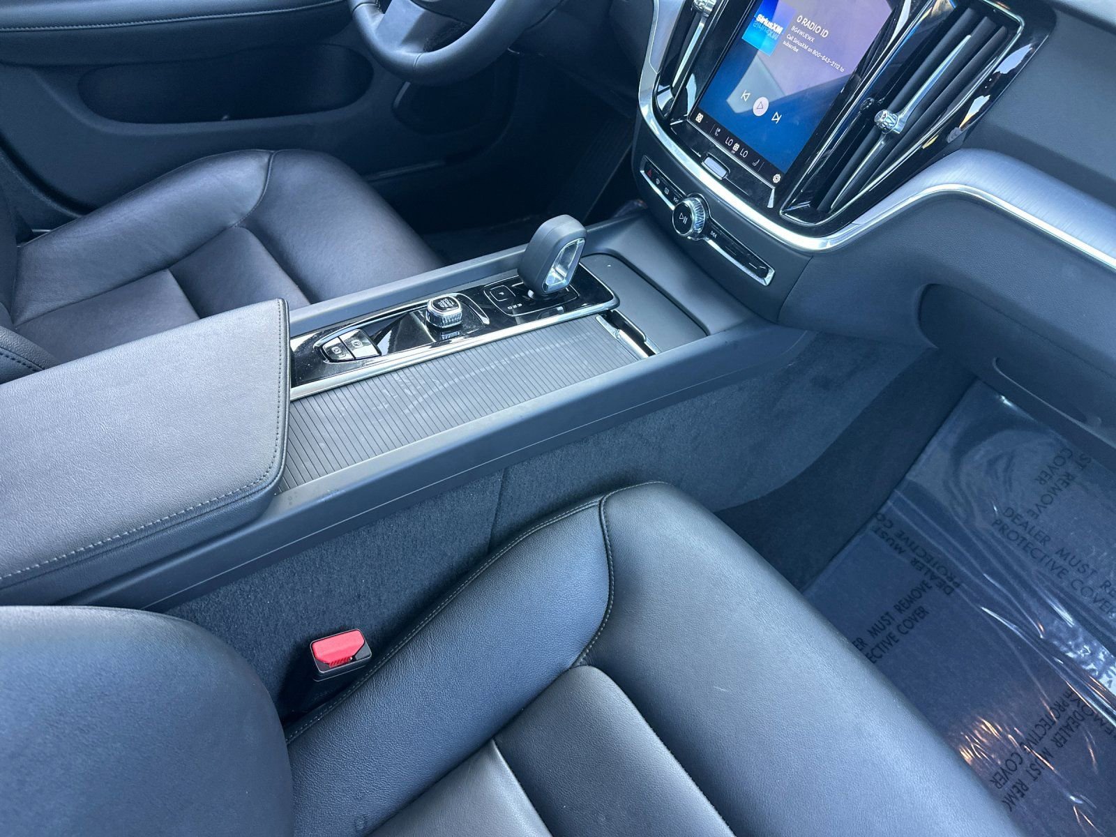 Used 2025 Volvo S60 B5 Core image 15