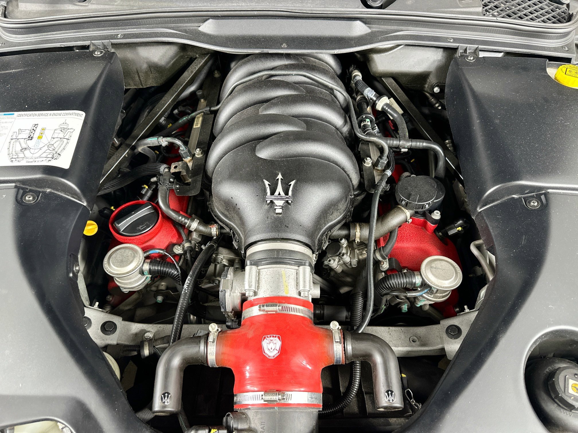 Used 2015 Maserati GranTurismo Sport RWD image 12