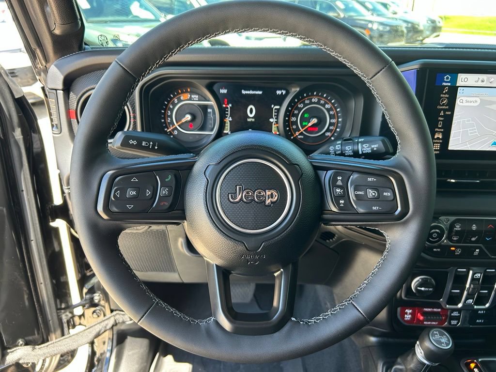 Used 2025 Jeep Wrangler Unlimited Rubicon AWD/4WD image 20