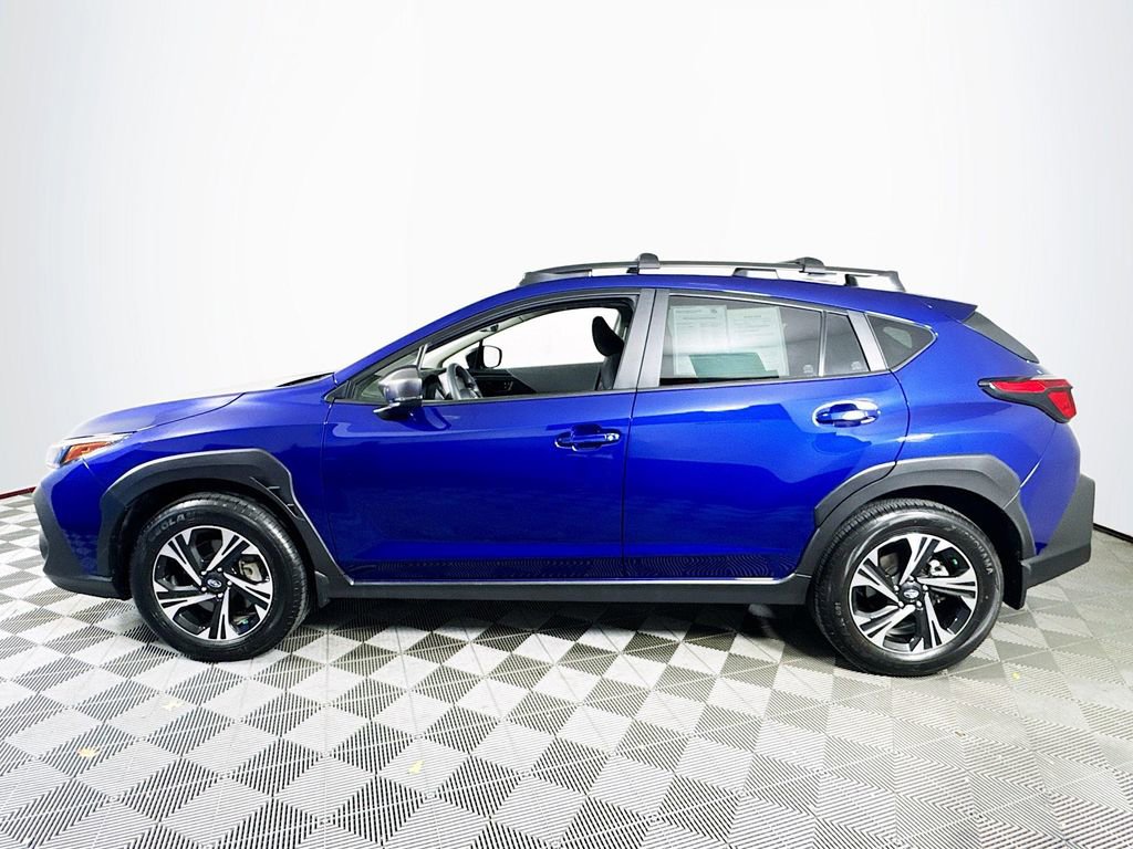 Used 2025 Subaru Crosstrek 2.0i Premium image 4