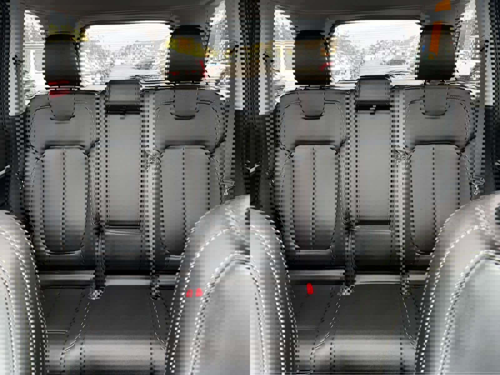 Used 2024 Jeep Grand Cherokee Limited 4xe image 27