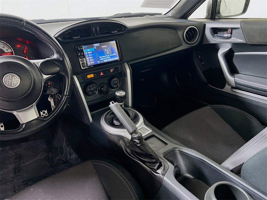 Certified 2017 Toyota 86 image 21