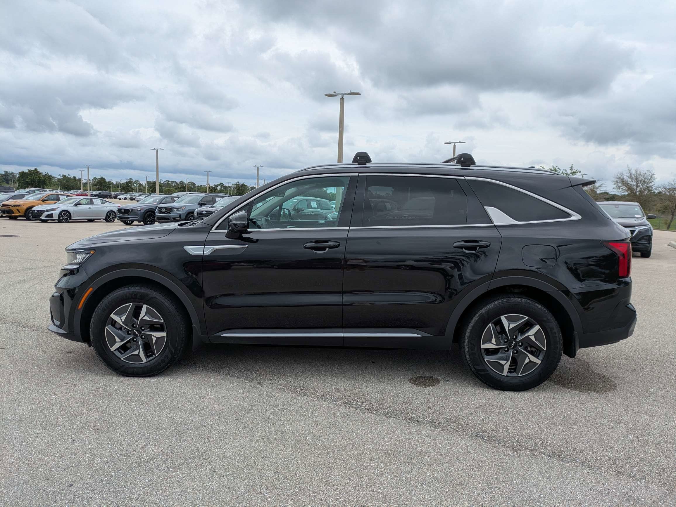 Certified 2022 Kia Sorento EX FWD image 8