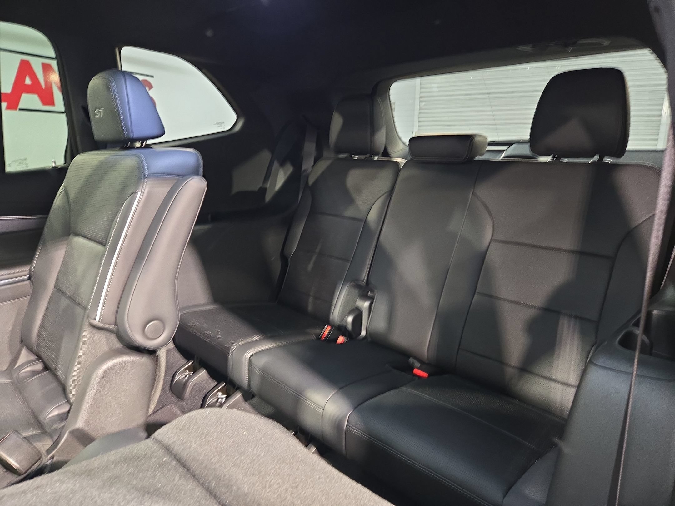 Used 2025 Buick Enclave Sport Touring w/ Power Package FWD image 37