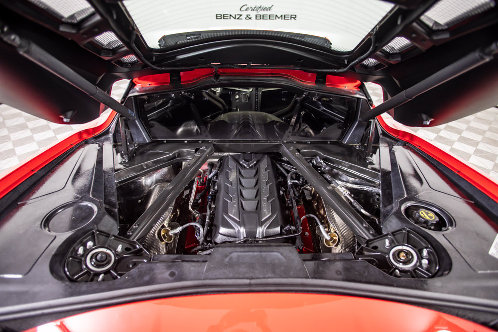 Used 2024 Chevrolet Corvette Stingray Coupe w/ Z51 Performance Package RWD image 9