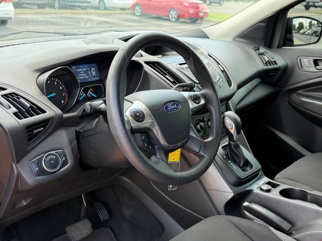 Used 2015 Ford Escape S FWD image 11