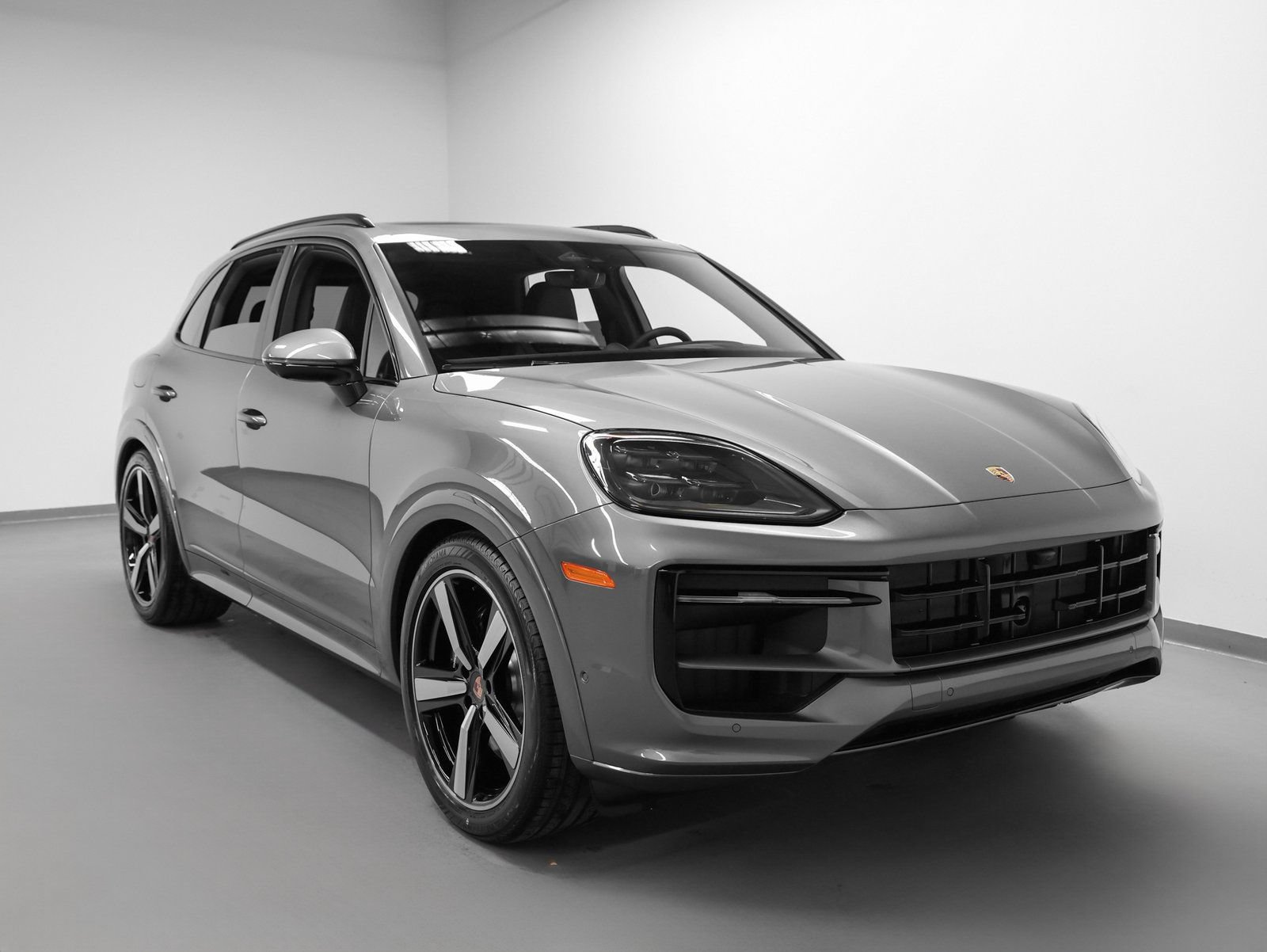 New 2026 Porsche Cayenne GTS AWD/4WD image 10