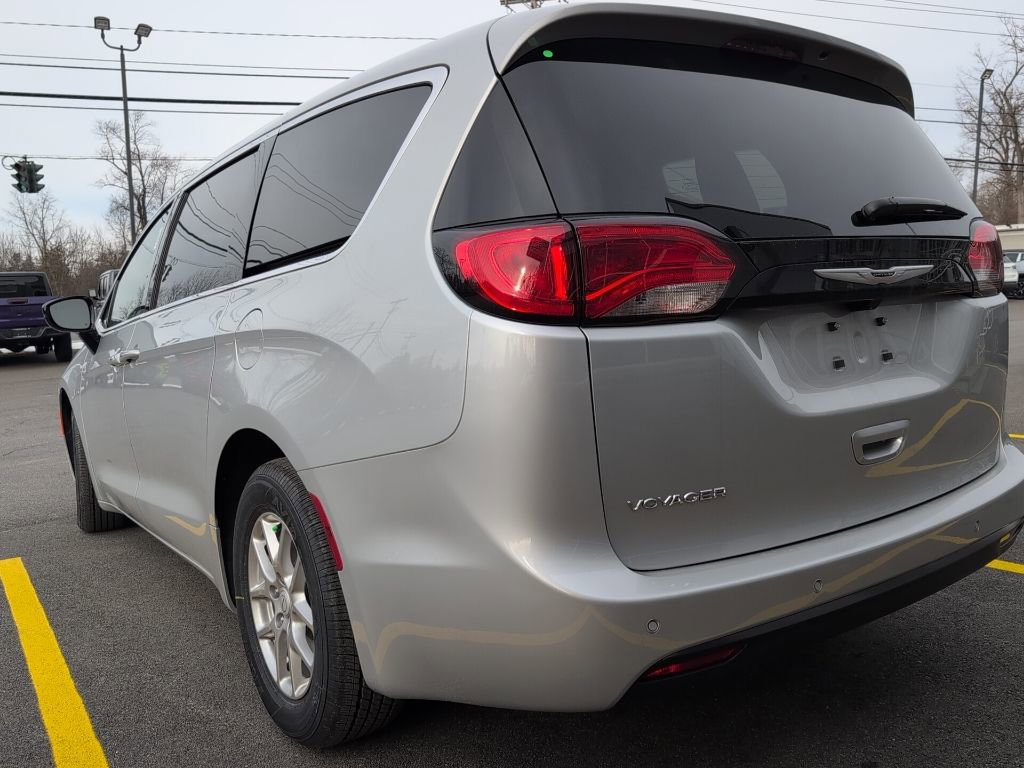 New 2026 Chrysler Voyager LX FWD image 6