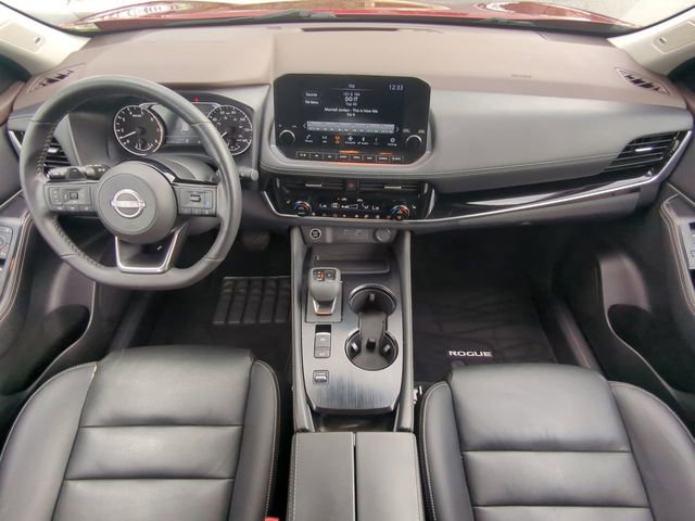 Used 2023 Nissan Rogue SL w/ SL Premium Package image 18