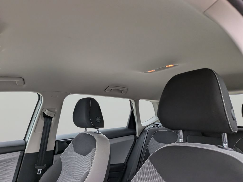 Certified 2023 Volkswagen Taos S FWD image 17