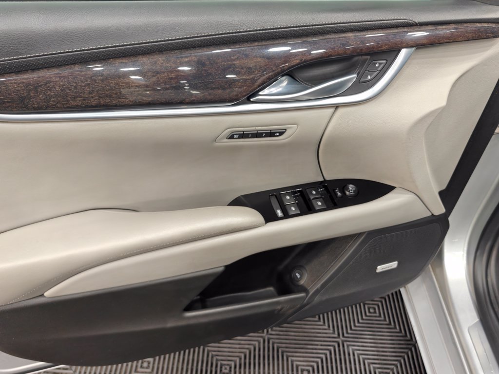 Used 2015 Cadillac XTS Luxury w/ Driver Awareness Package FWD image 42