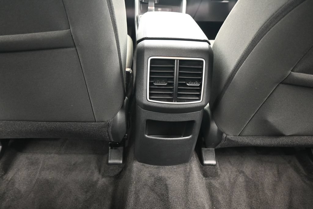 Used 2025 Kia Sportage LX FWD image 34